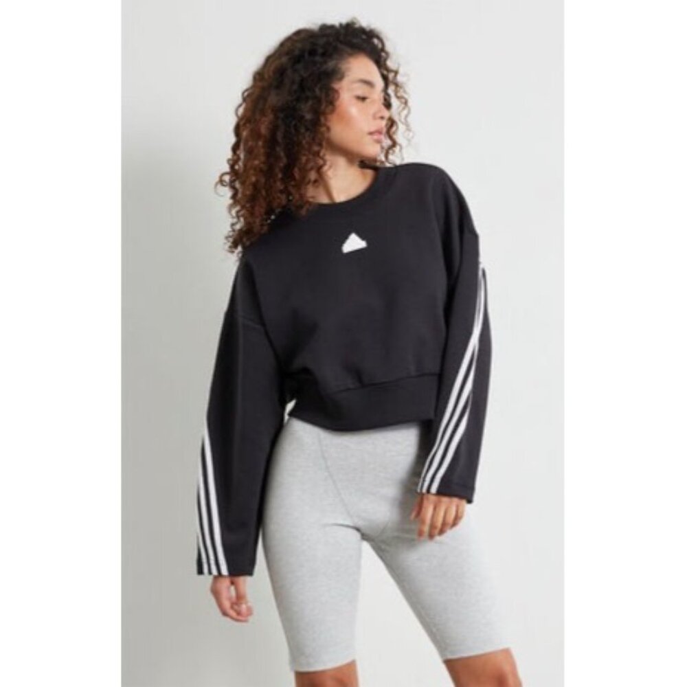 NWOT Adidas 3 stripe Eco cropped crewneck sweatshirt size XL